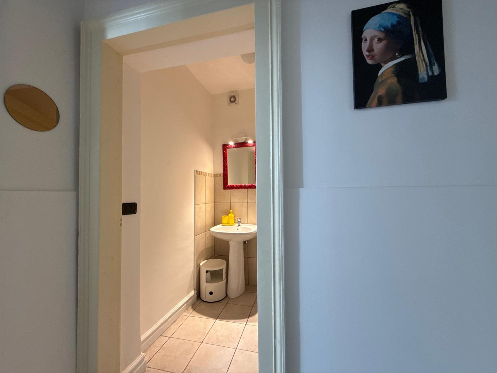 W Like Apartment On Hert Of City Center Catania Bagian luar foto